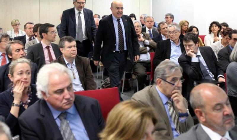 el-president-del-csc-demana-al-conseller-que-salut-de-salut-que-doni-a-coneixer-aviat-les-previsions-2013-de-tarifes-i-activitat-pel-sector-concertat.jpg